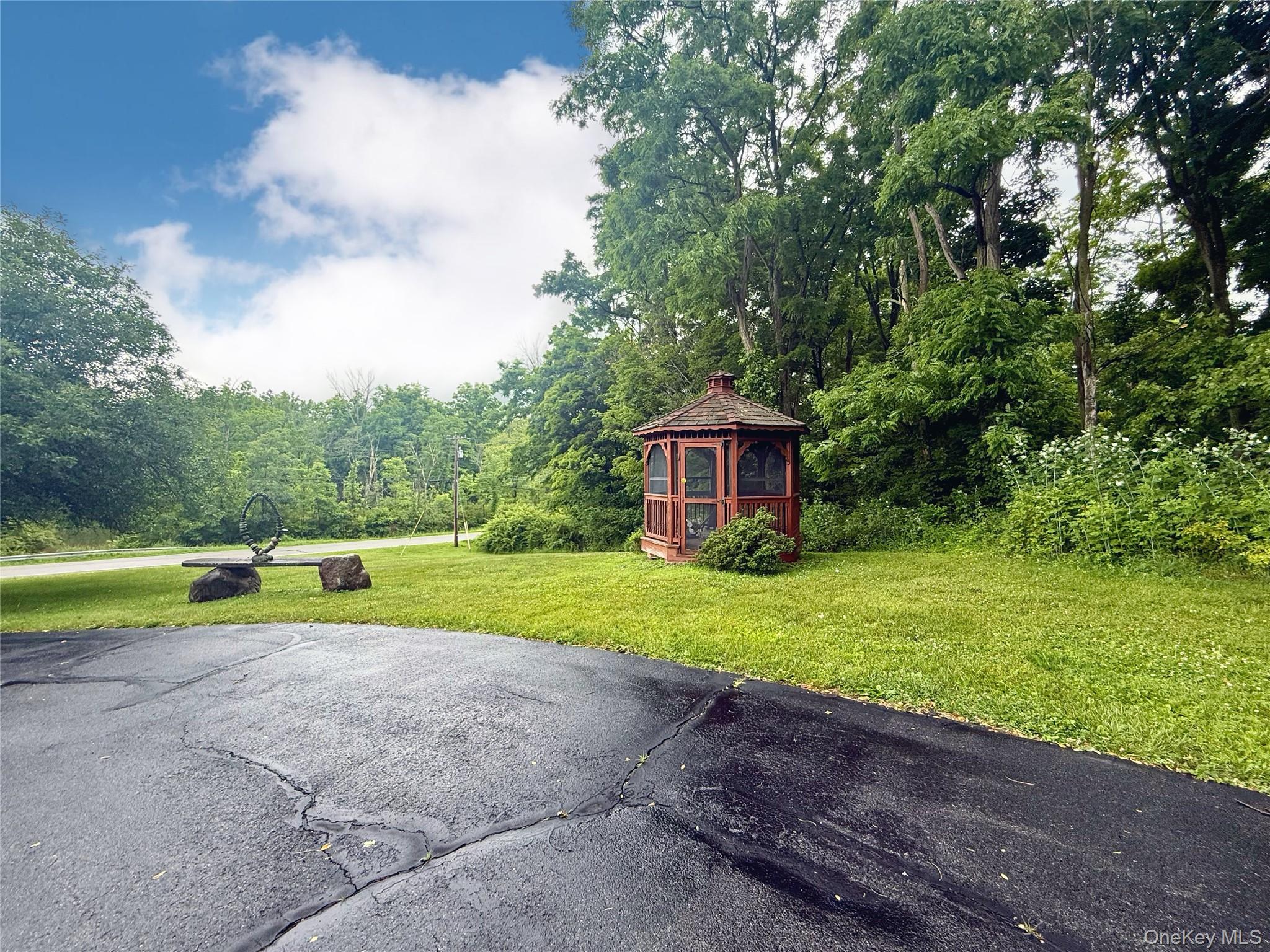 646 Oak Summit Road Millbrook, NY 12545 - Photo 29 of 36