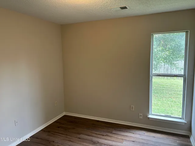 $1,295 | 3434 Laurelwood Drive, Horn Lake, MS 38637