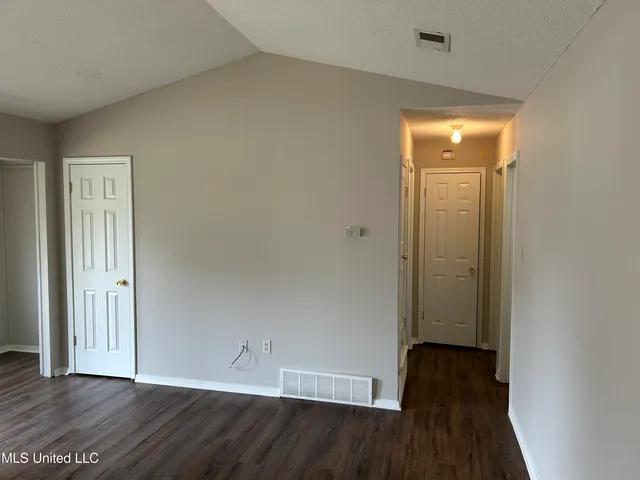 $1,295 | 3434 Laurelwood Drive, Horn Lake, MS 38637