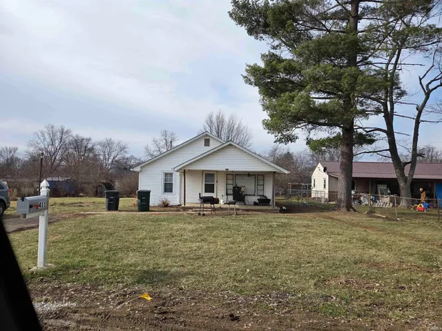 $69,900 | 411 North State Street, Muncie, IN 47303