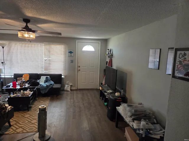 $69,900 | 411 North State Street, Muncie, IN 47303