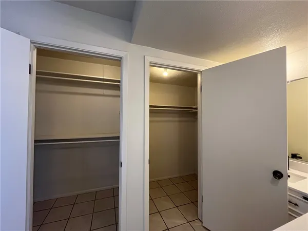 $1,675 | 5002 Wingfoot Lane, Unit B, Corpus Christi, TX 78413