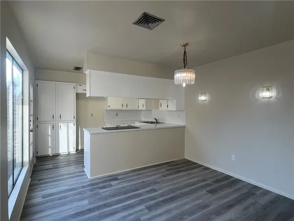 $1,675 | 5002 Wingfoot Lane, Unit B, Corpus Christi, TX 78413