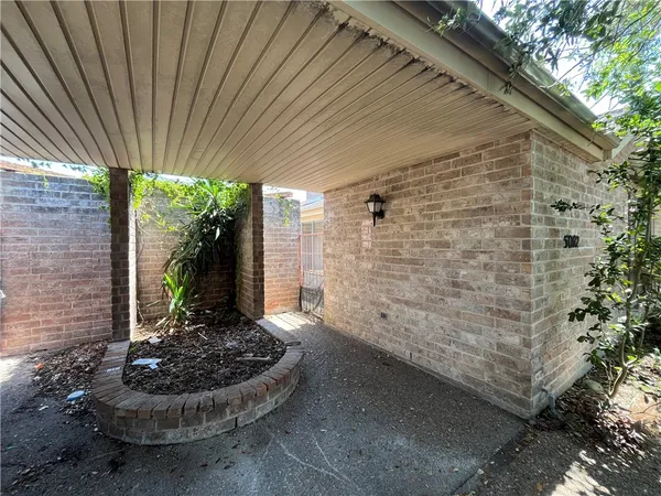 $1,675 | 5002 Wingfoot Lane, Unit B, Corpus Christi, TX 78413