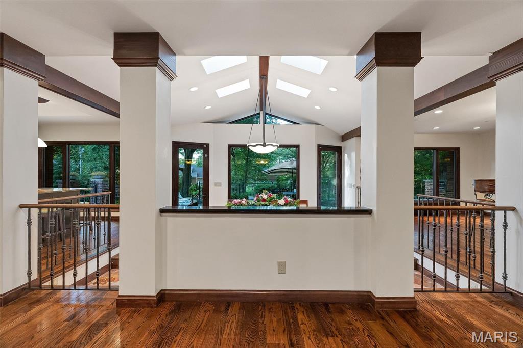 9845 Northbridge Road St. Louis, MO 63124 - Photo 9 of 59