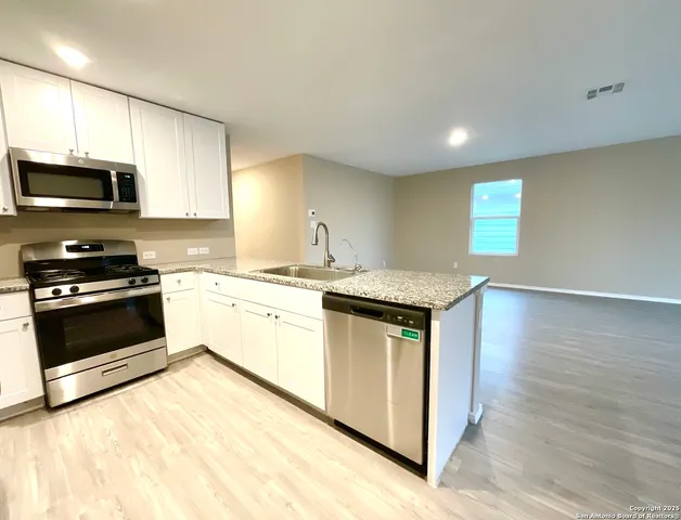 $1,599 | 10751 Margarita Loop, Converse, TX 78109