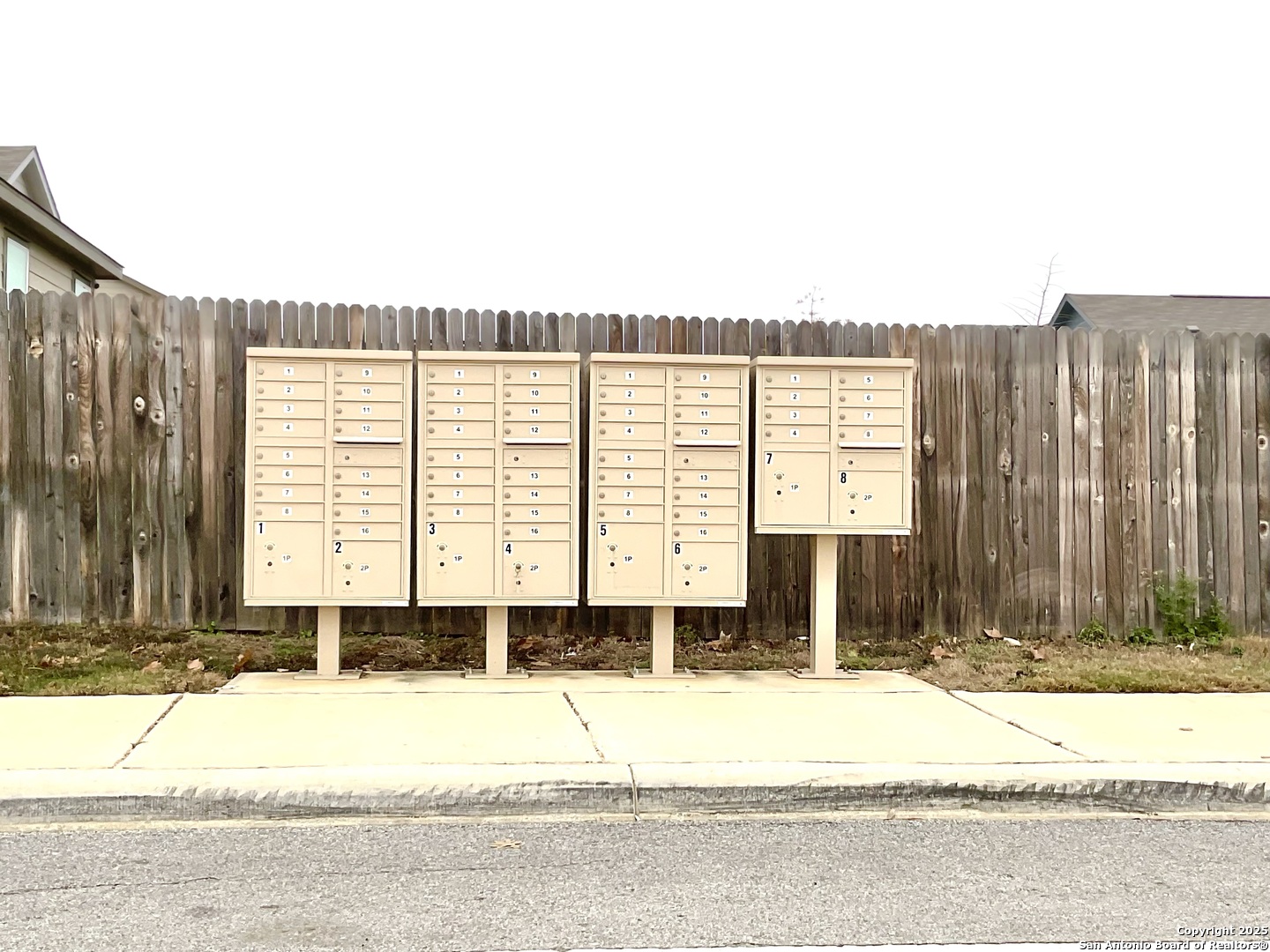 10751 Margarita Loop Converse, TX 78109 - Photo 37 of 40 a house with a swimming pool in front of it