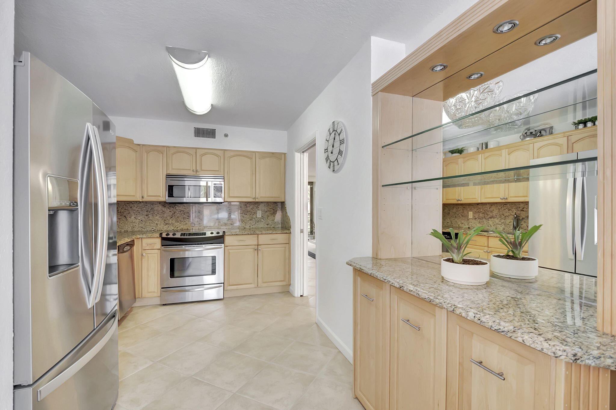 7202 Promenade Drive, Unit 201 Boca Raton, FL 33433 - Photo 13 of 38 25-web-or-mls-DSC_1746