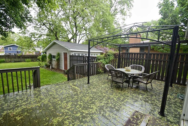 318 Village Road Willowbrook, IL 60527 - Photo 7 of 23 a view of a house with backyard and sitting area