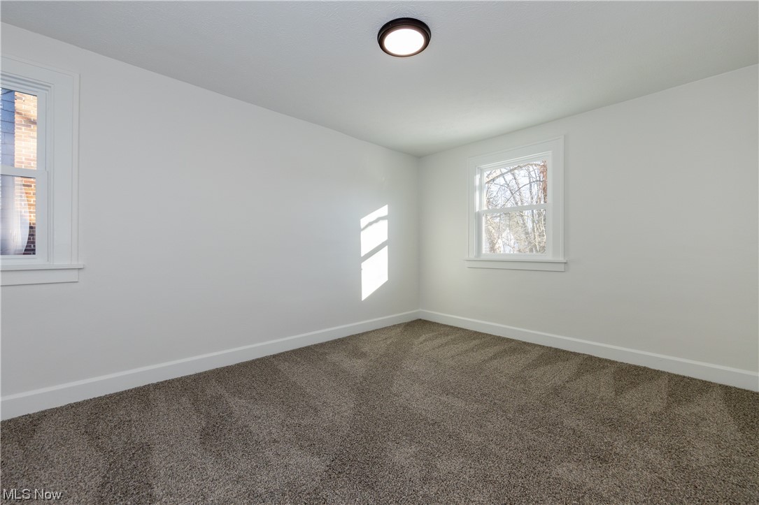 1184 Winston Road Cleveland, OH 44121 - Photo 17 of 45