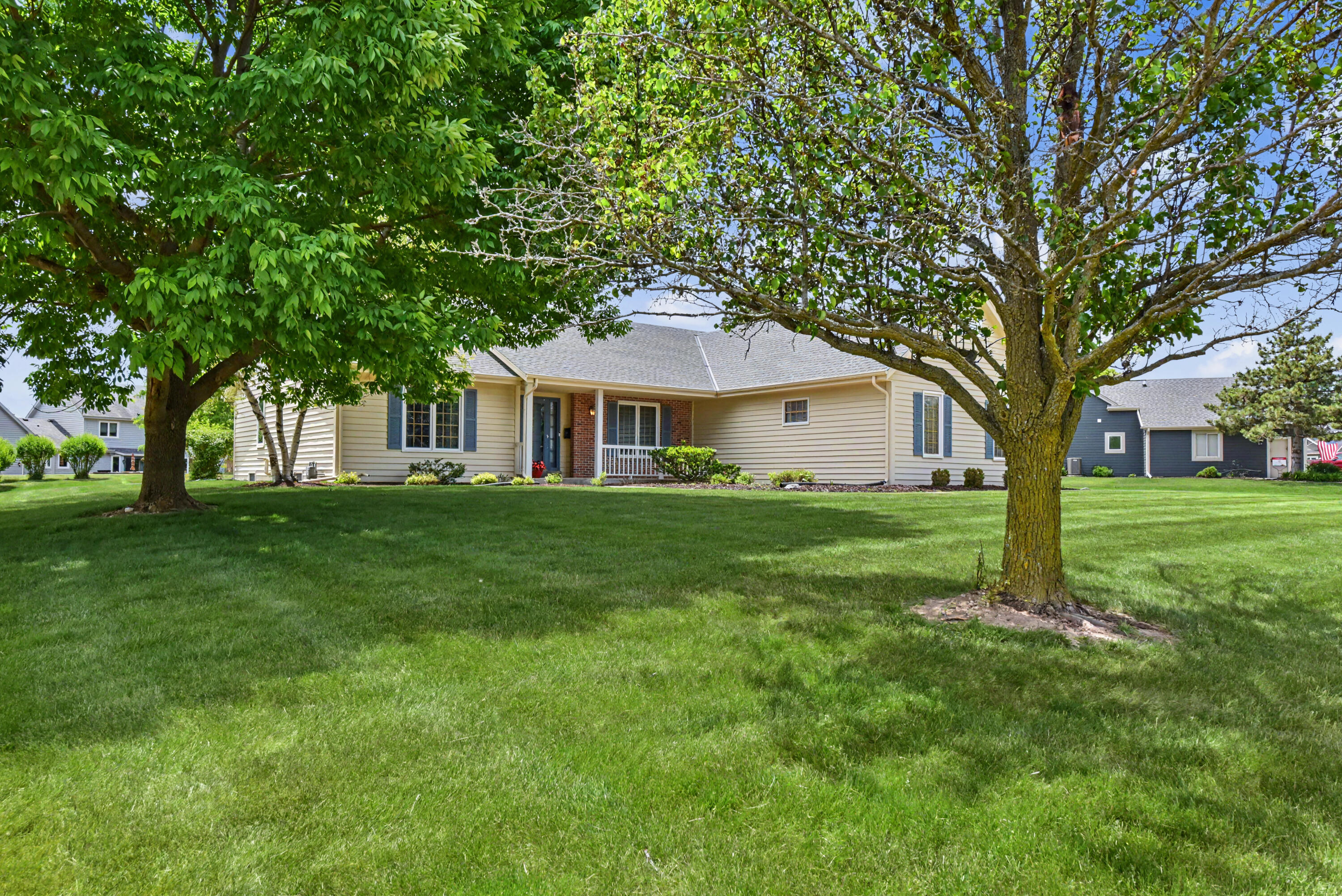 N22W26761 Shooting Star Road Pewaukee, WI 53072 - Photo 40 of 47 DSC_8235