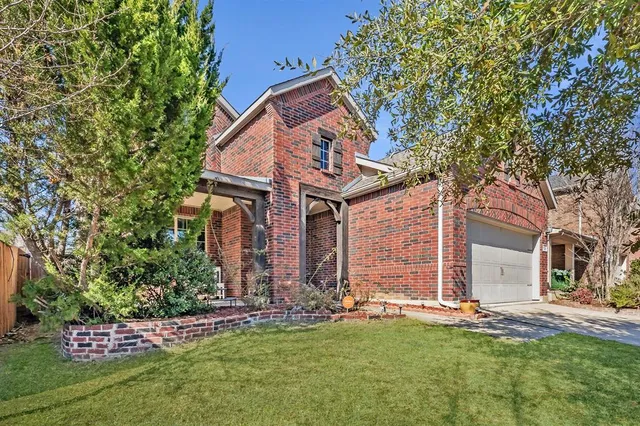 front view of house with a yard