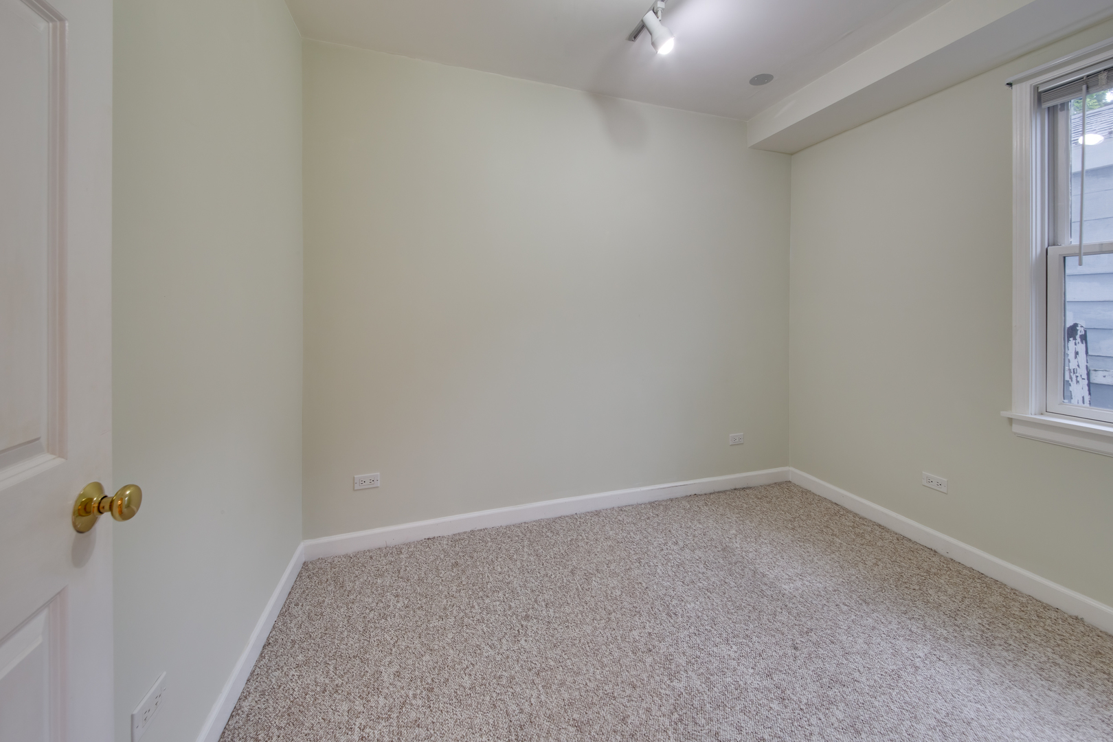2108 Harrison Street Evanston, IL 60201 - Photo 12 of 16 a view of an empty room