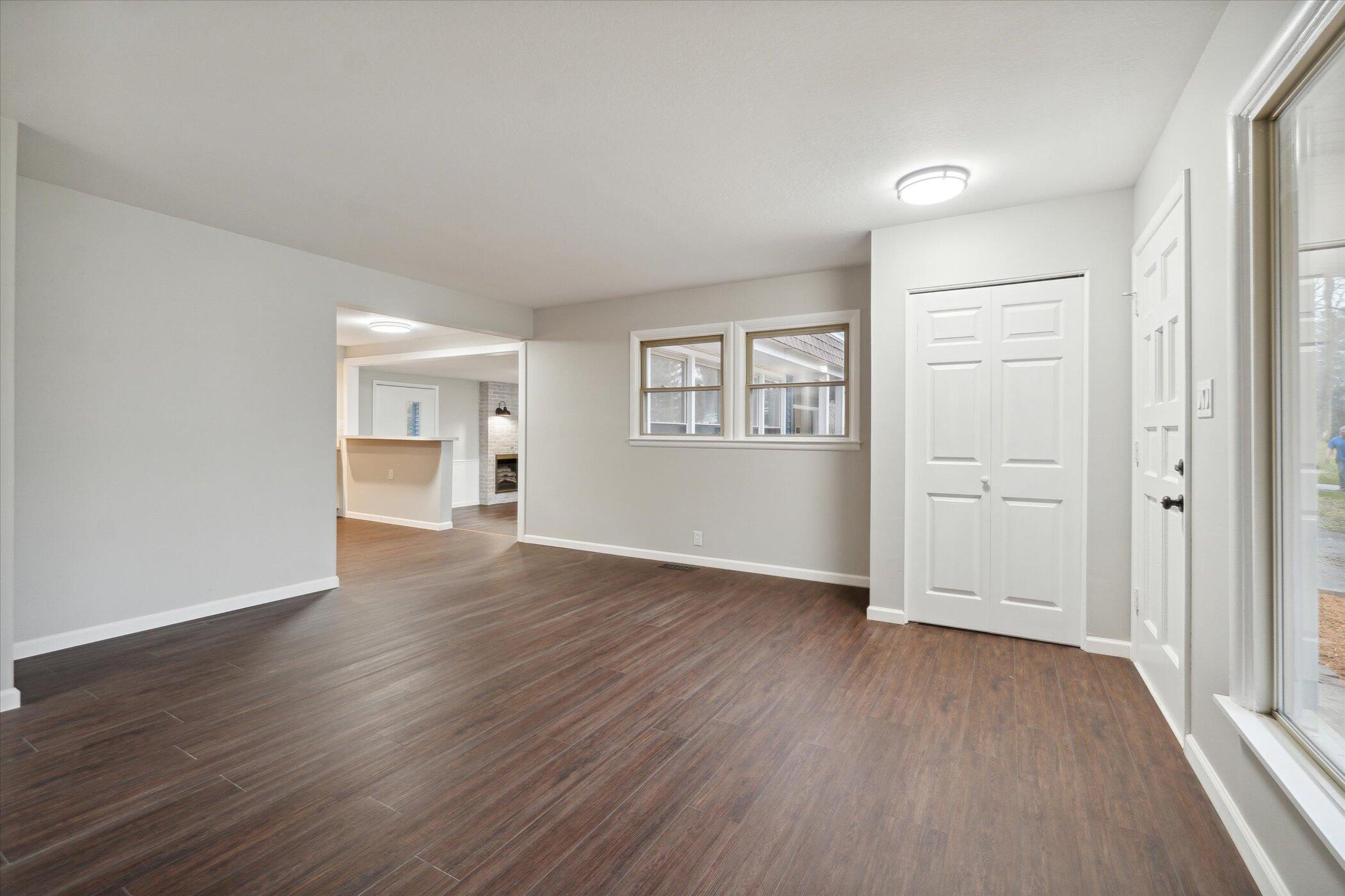 2011 Ridgeway Road Jackson, MI 49203 - Photo 10 of 36 10-2011-Ridgeway-Rd-Jackson-MI-49203-Win