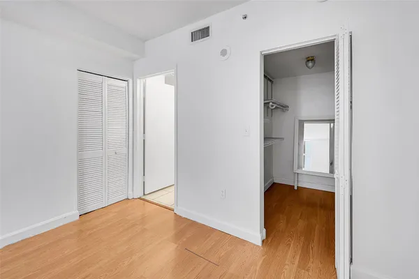 $2,250 | 1 Glen Royal Parkway, Unit 1010, Miami, FL 33125