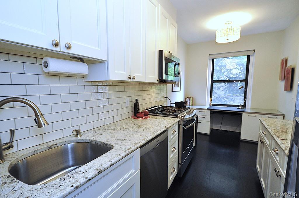143 Garth Road, Unit 4N Scarsdale, NY 10583 - Photo 1 of 45