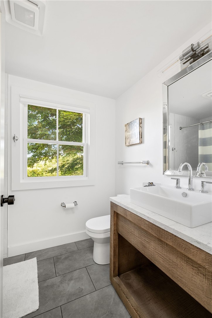 804 Mohegan Trail Block Island, RI 02807 - Photo 19 of 49