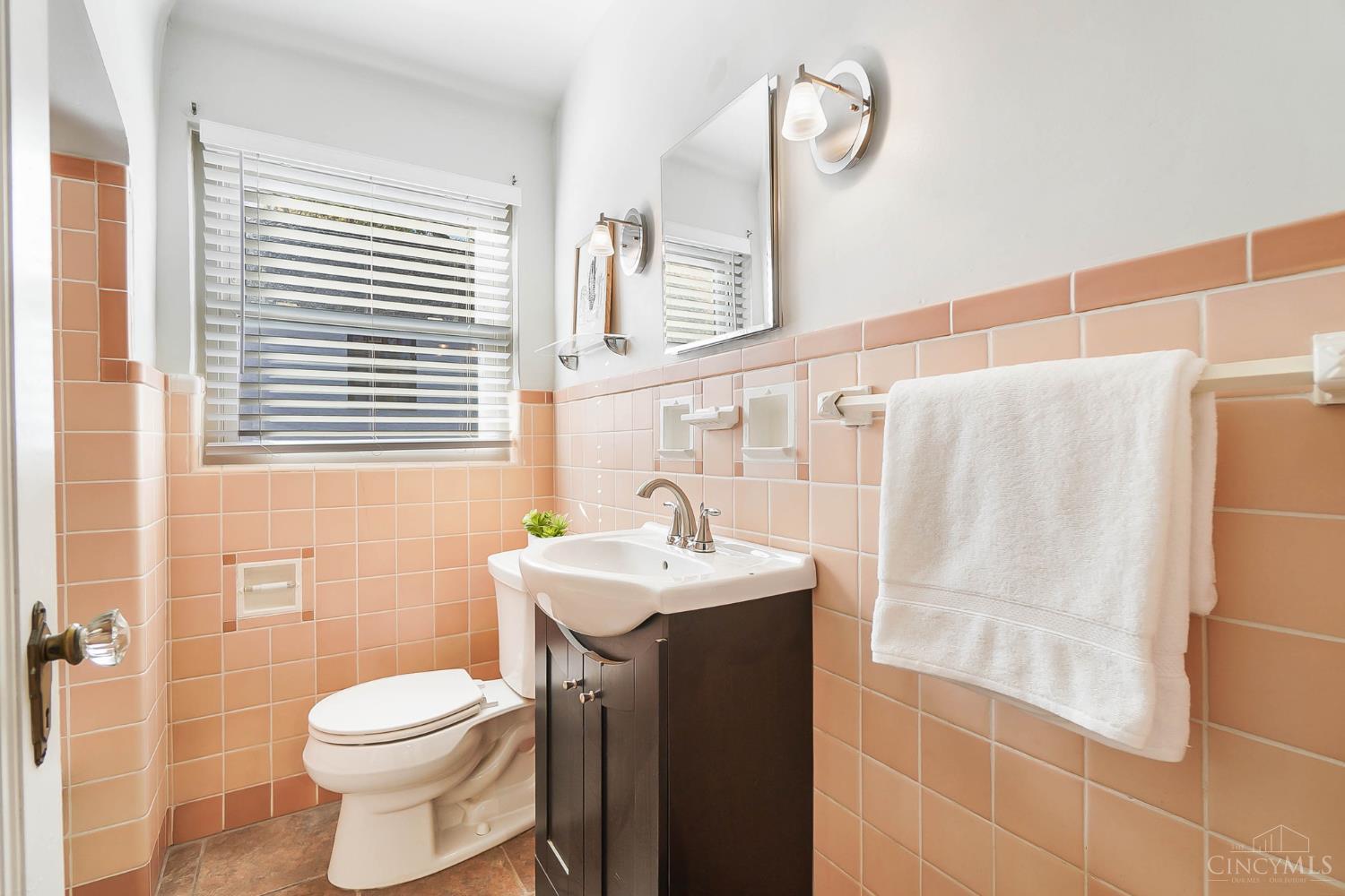 6501 Ridge Avenue Cincinnati, OH 45213 - Photo 18 of 32 Gallery Image 18