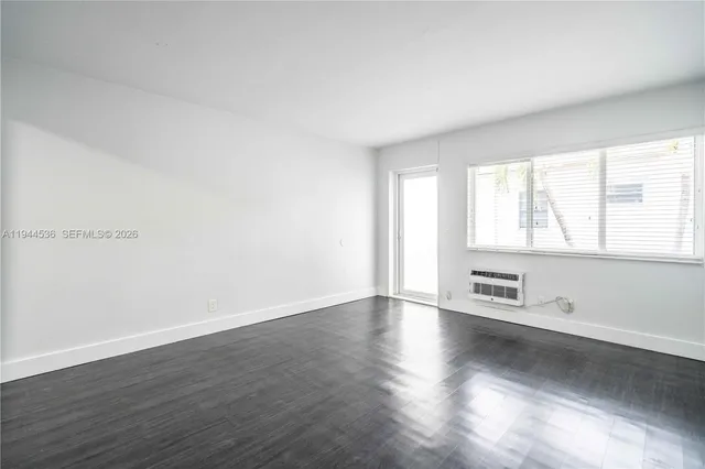 $1,575 | 7311 Byron Avenue, Unit 15, Miami Beach, FL 33141