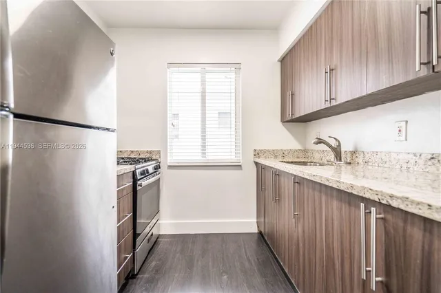 $1,575 | 7311 Byron Avenue, Unit 15, Miami Beach, FL 33141