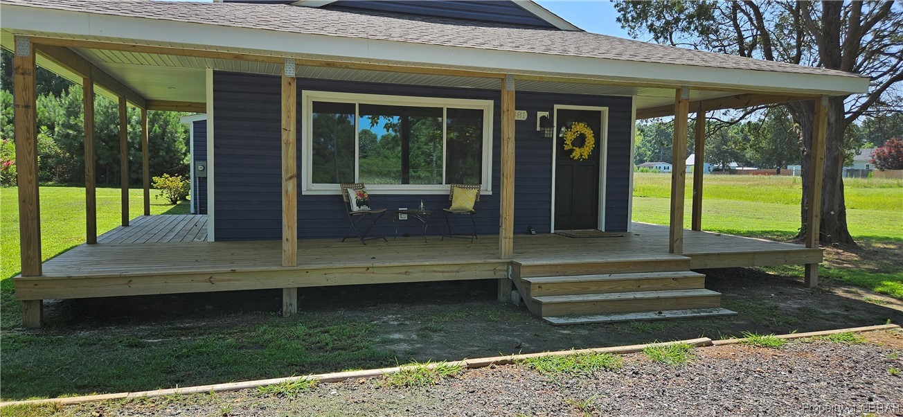 2381 Jenkins Neck Road Hayes, VA 23072 - Photo 2 of 40