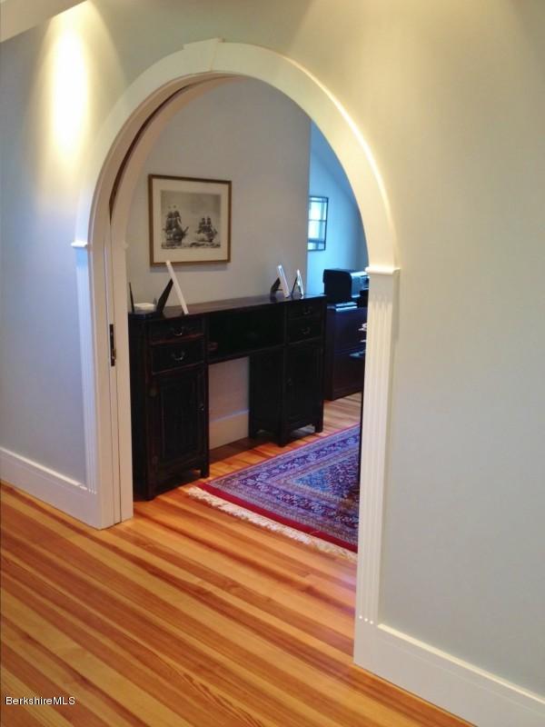 70 Ide Road Williamstown, MA 01267 - Photo 26 of 39 Executive Office