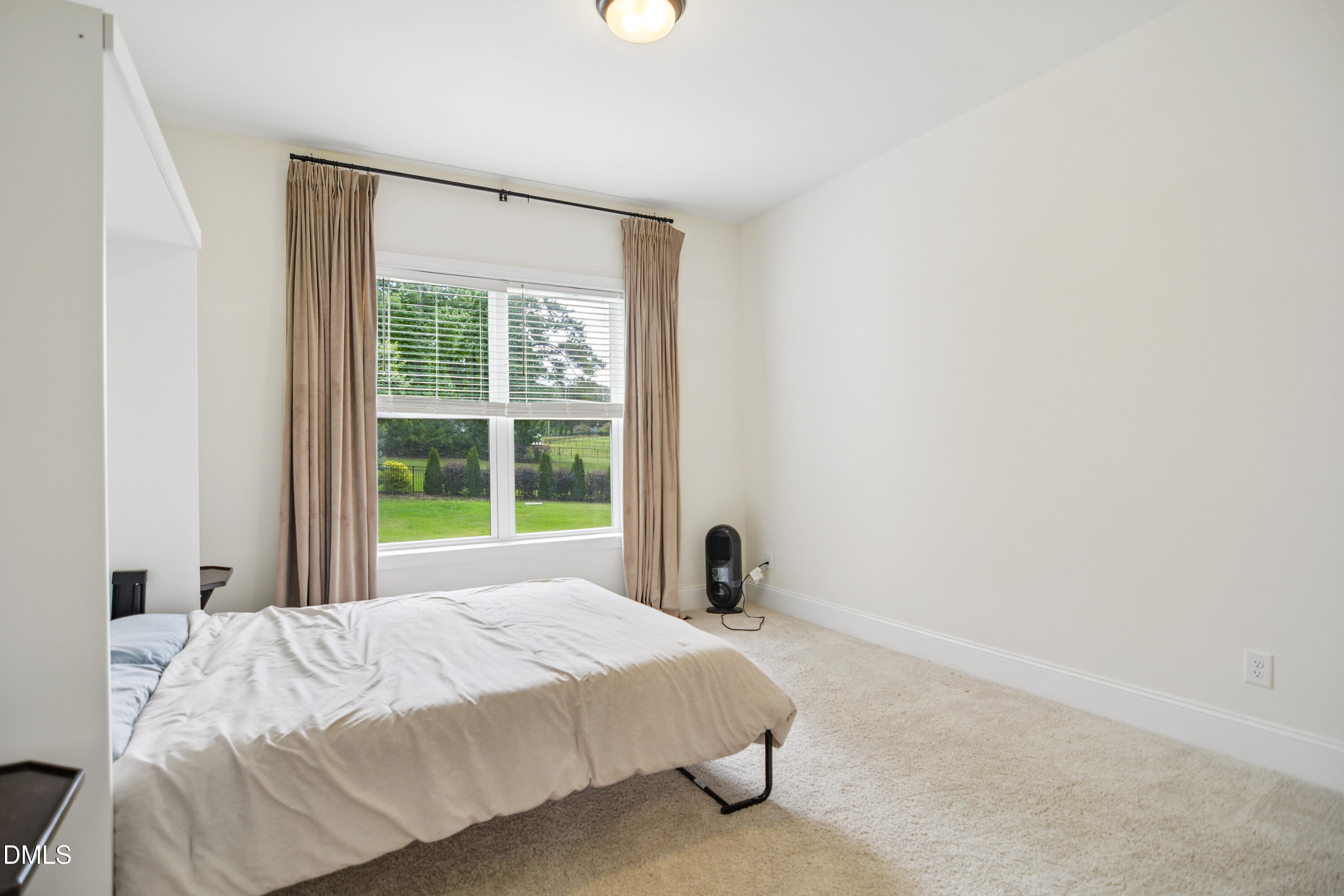 1529 Meadows Bank Way Raleigh, NC 27603 - Photo 22 of 37 24