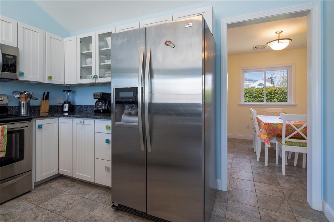 4 Linwood Avenue Westerly, RI 02891 - Photo 10 of 26 Gallery Image 10