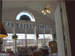 10 Devon Road Newtown, PA 18940 - Photo 3 of 6 Gallery Image 3