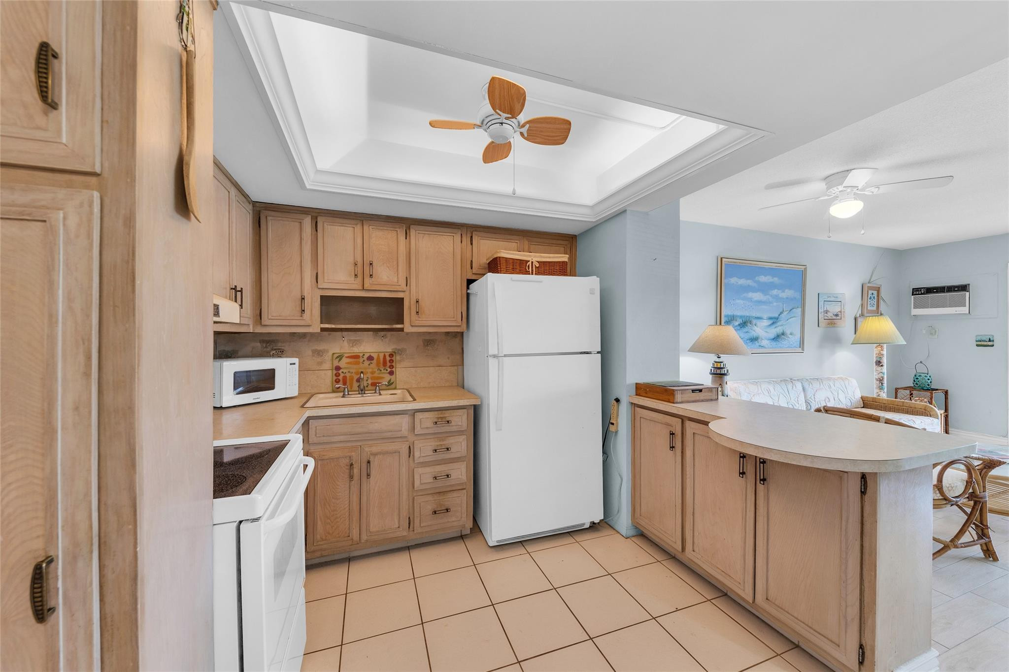 1201 North Riverside Drive, Unit 4 Pompano Beach, FL 33062 - Photo 15 of 27 Photo 15