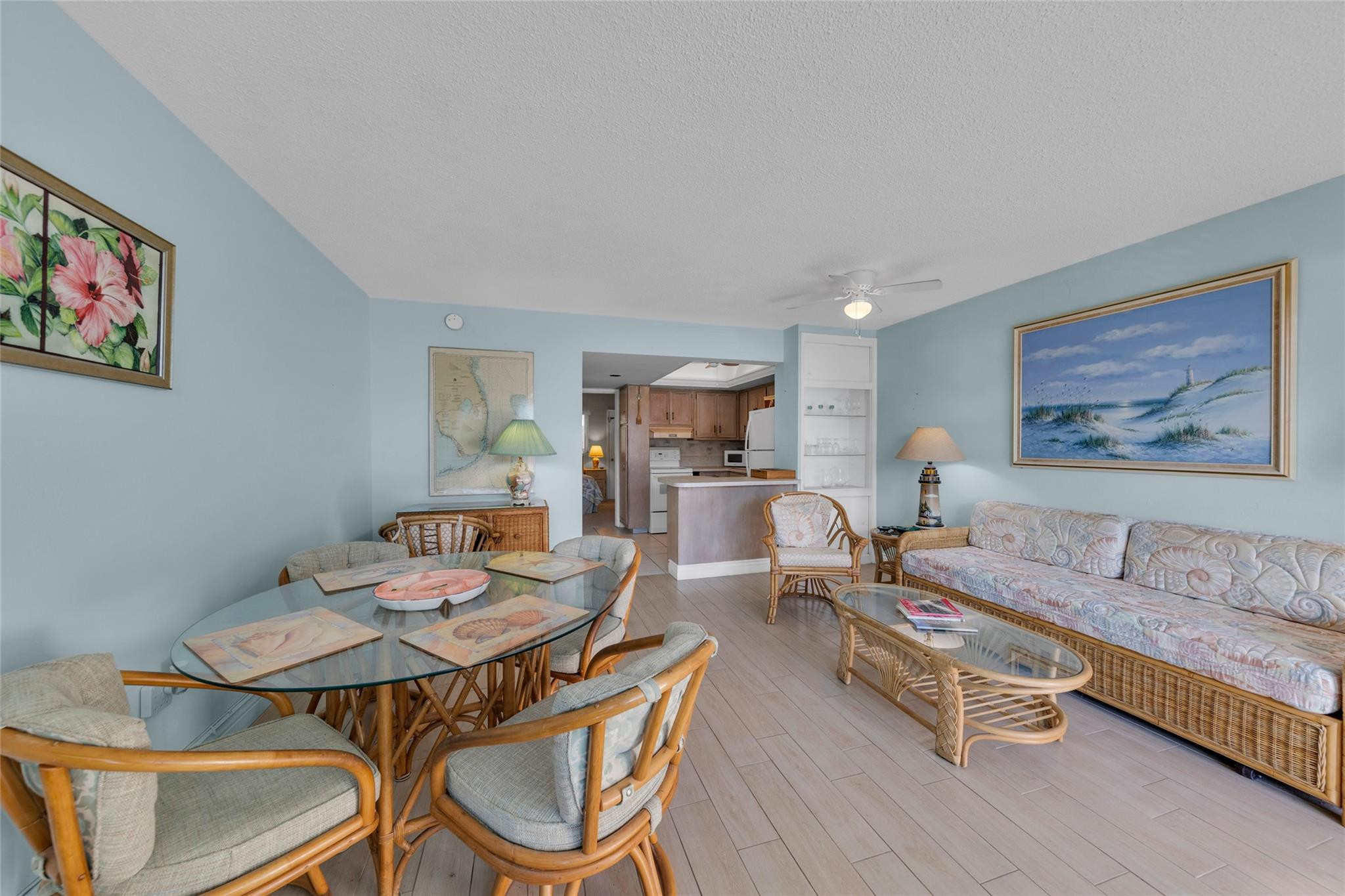 1201 North Riverside Drive, Unit 4 Pompano Beach, FL 33062 - Photo 4 of 27 Photo 4