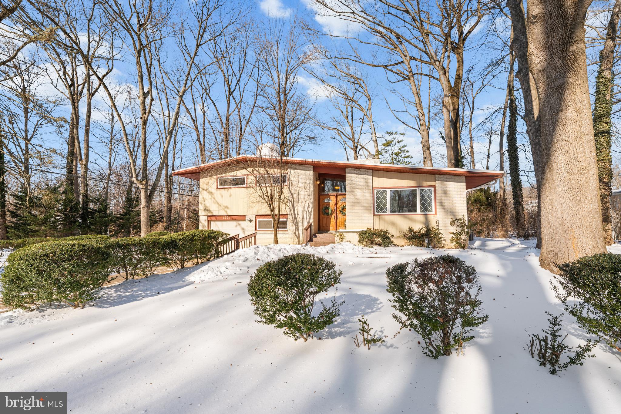 1231 Grinnell Road Wilmington, DE 19803 - Photo 4 of 38