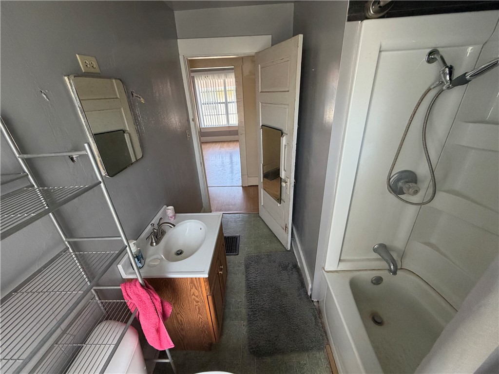 203 South Reed Street Robinson, IL 62454 - Photo 14 of 42