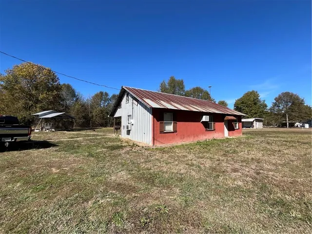 $75,000 | 14492 Highway 15, Vidalia, LA 71373