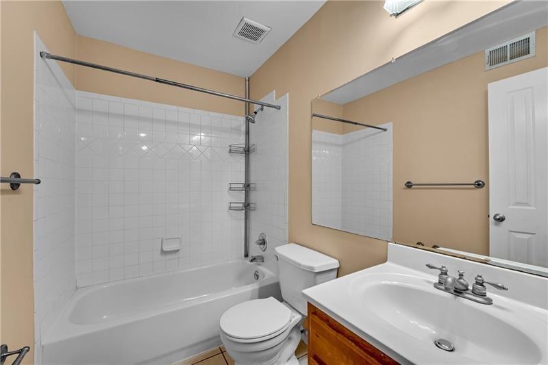 6940 Roswell Road, Unit F2 Atlanta, GA 30328 - Photo 23 of 36 Gallery Image 23