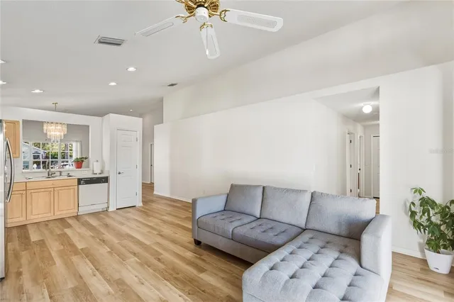 $385,000 | 24331 Crosscut Road, Lutz, FL 33559