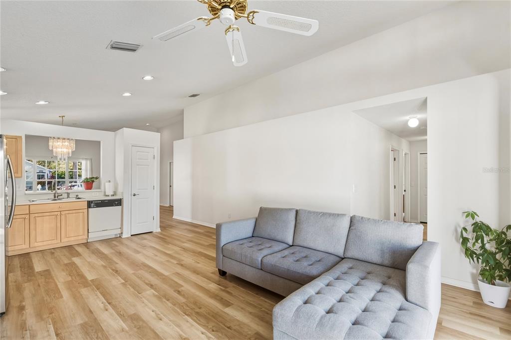 24331 Crosscut Road Lutz, FL 33559 - Photo 11 of 28