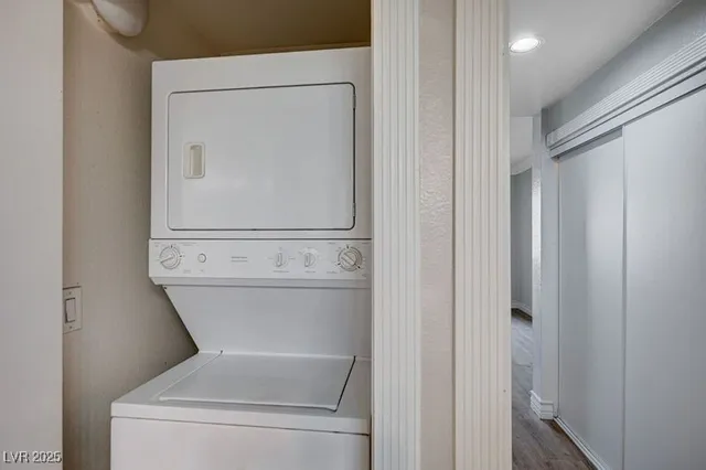 $1,550 | 260 East Flamingo Road, Unit 416, Las Vegas, NV 89169