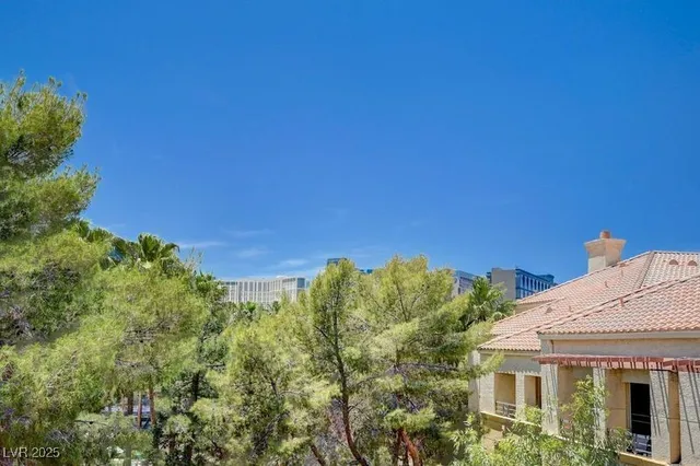 $1,550 | 260 East Flamingo Road, Unit 416, Las Vegas, NV 89169