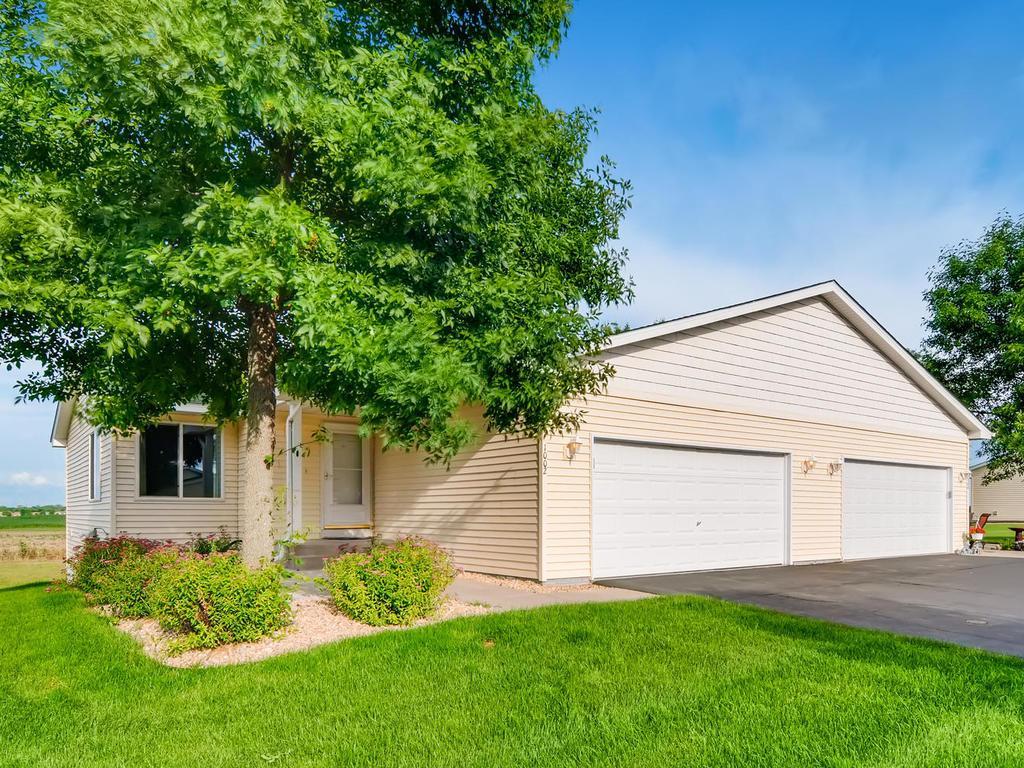 1002 Ivy Ridge Lane Buffalo, MN 55313 - Photo 1 of 1 Gallery Image 1