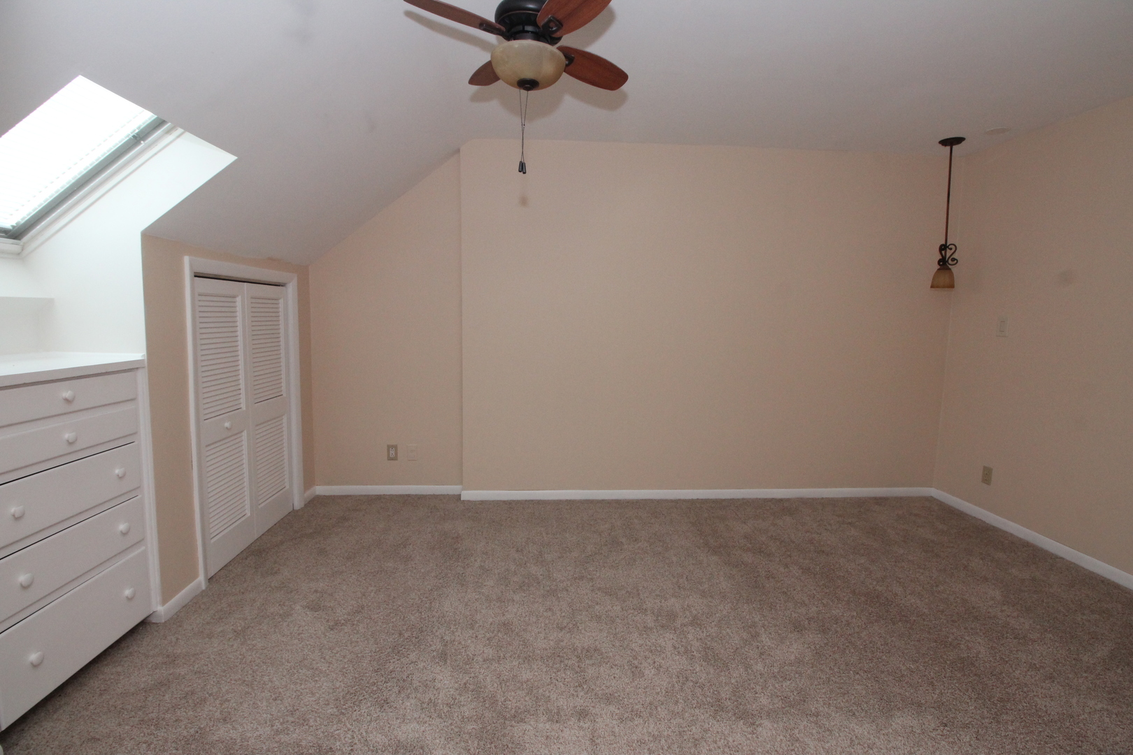 721 Wakefield Road Gurnee, IL 60031 - Photo 13 of 21