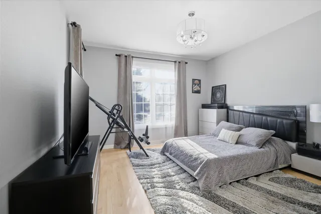 $695,000 | 10831 North Essex Drive, Mequon, WI 53092