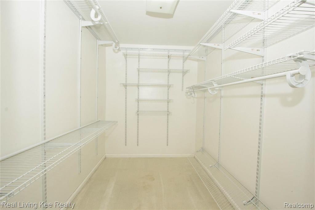 1673 Riverside Drive, Unit 6 Rochester Hills, MI 48309 - Photo 12 of 20