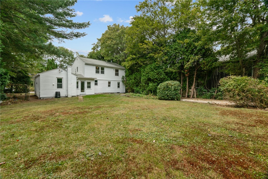 93 Peck Hill Road Johnston, RI 02919 - Photo 4 of 27 Gallery Image 4