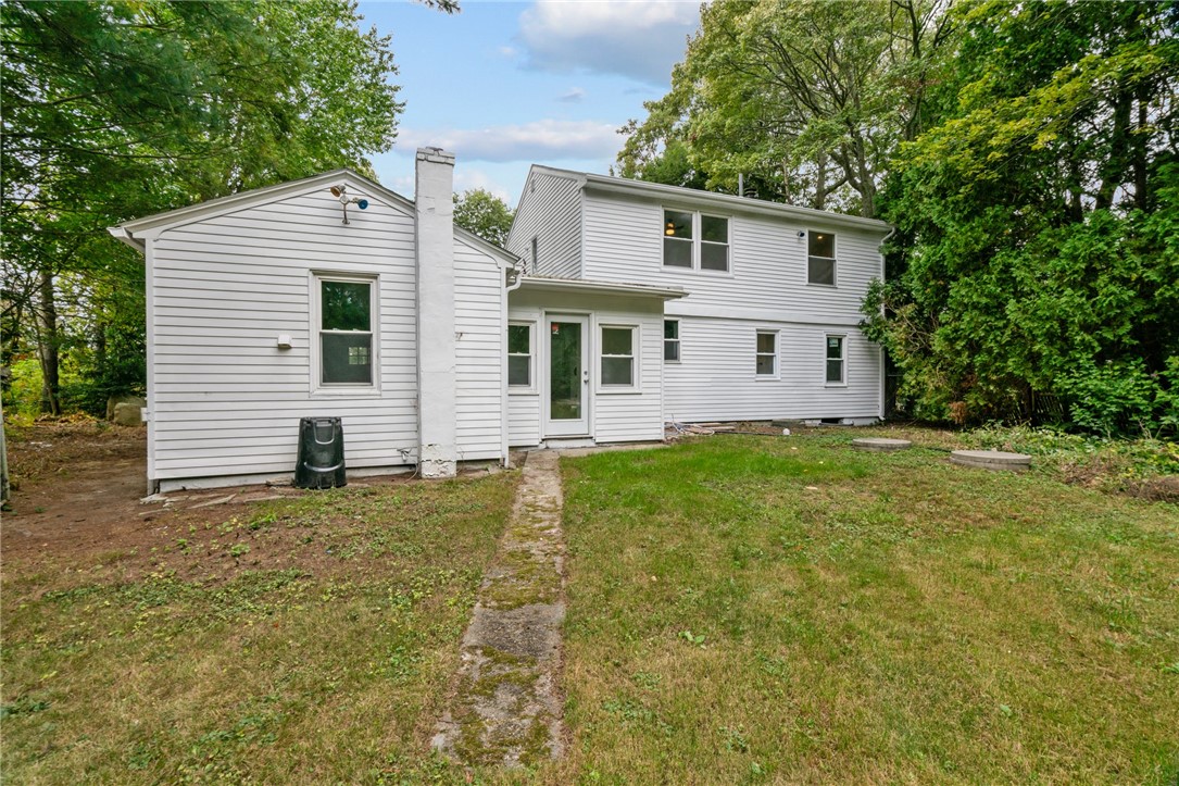 93 Peck Hill Road Johnston, RI 02919 - Photo 5 of 27 Gallery Image 5
