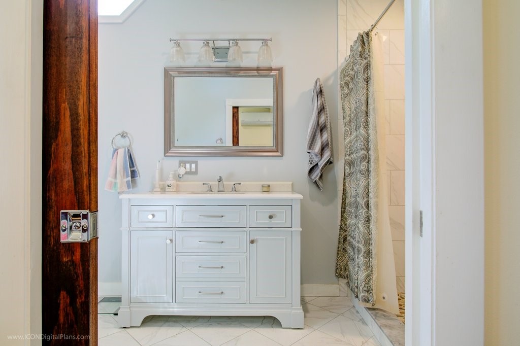556 East Shore Road Jamestown, RI 02835 - Photo 24 of 42 Second floor bath House #2