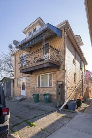 $139,000 | 881 Lenz Avenue, Ambridge, PA 15003