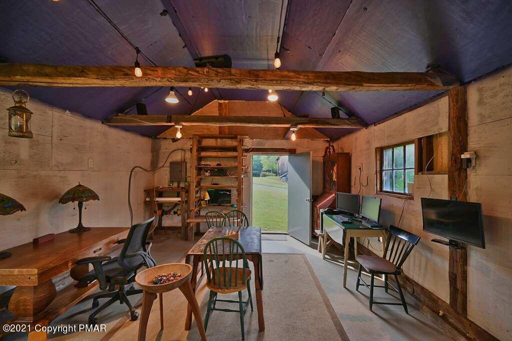 259 Hay Road Stroudsburg, PA 18360 - Photo 80 of 137 Photo 129