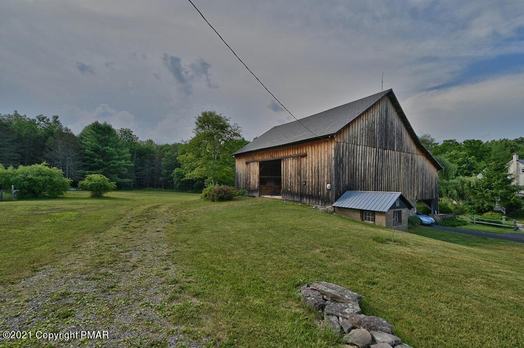 259 Hay Road Stroudsburg, PA 18360 - Photo 81 of 137 Photo 133