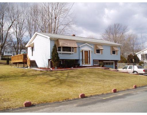 51 Burgess Road Somerset, MA 02726 - Photo 3 of 17 Gallery Image 3